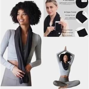Beyond Yoga Pocket Infinity Scarf Black Brand New With Tags Gym Workout